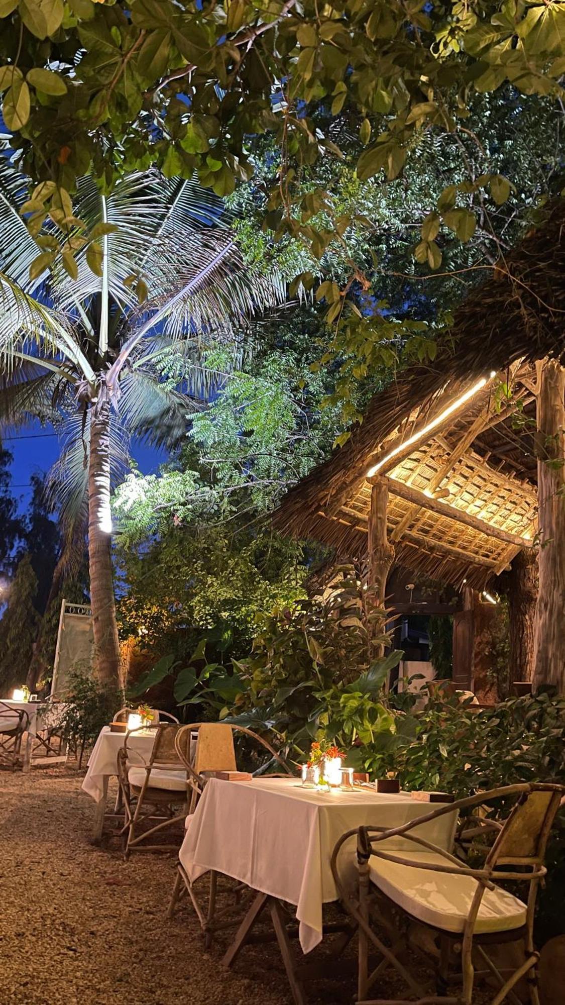 Atii Garden Bungalows Нунгви Экстерьер фото